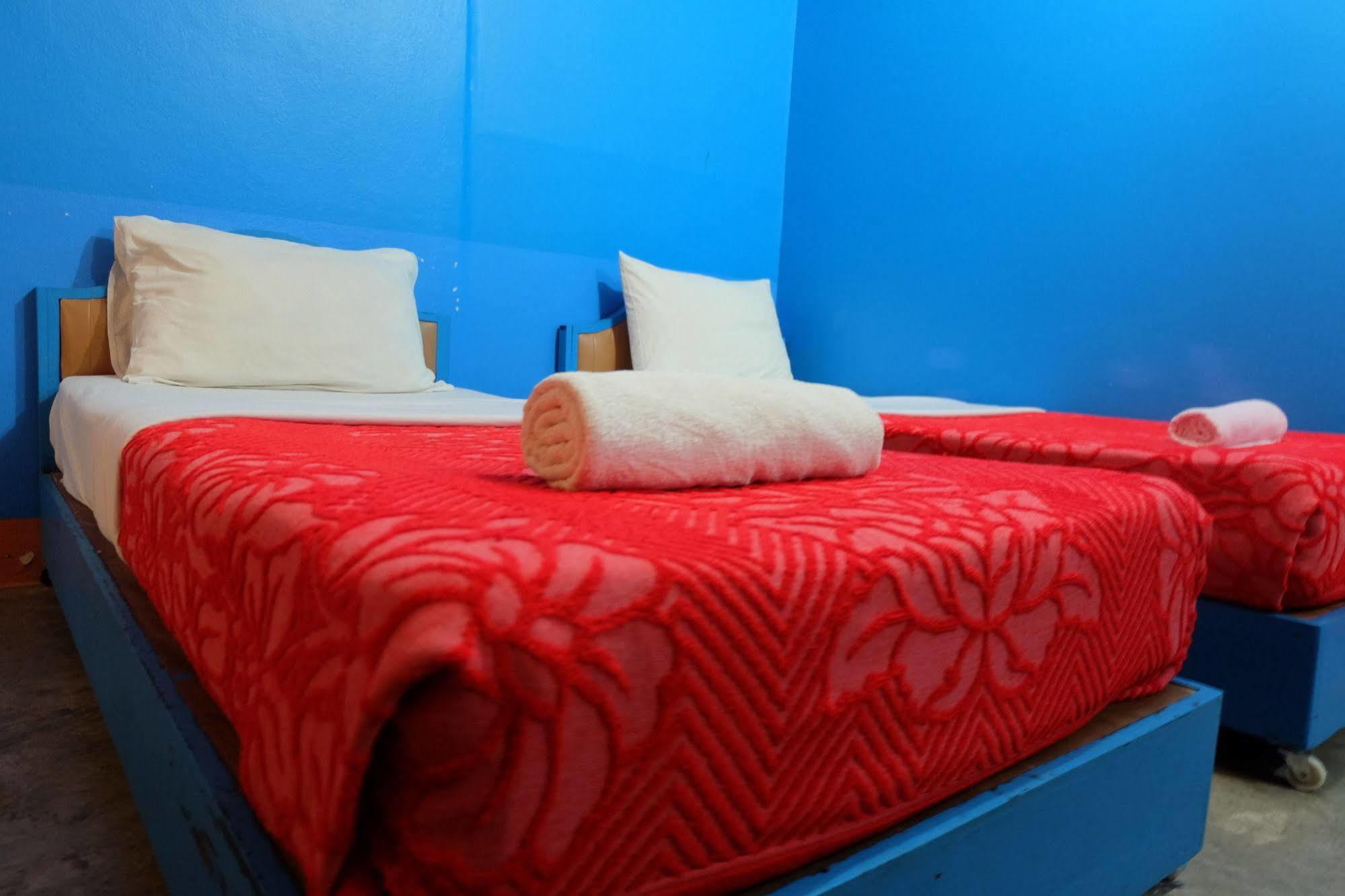 B&B House & Hostel Краби Экстерьер фото